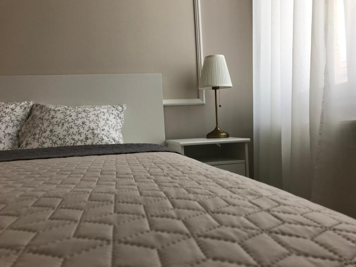 Hemnes2 Apartman Apartment คาโปชวาร์ ภายนอก รูปภาพ