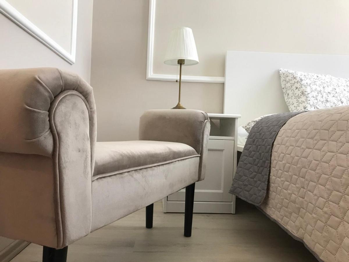 Hemnes2 Apartman Apartment คาโปชวาร์ ภายนอก รูปภาพ